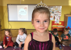 Nelka w stroju księżniczki