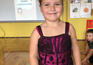 Hania w stroju księżniczki